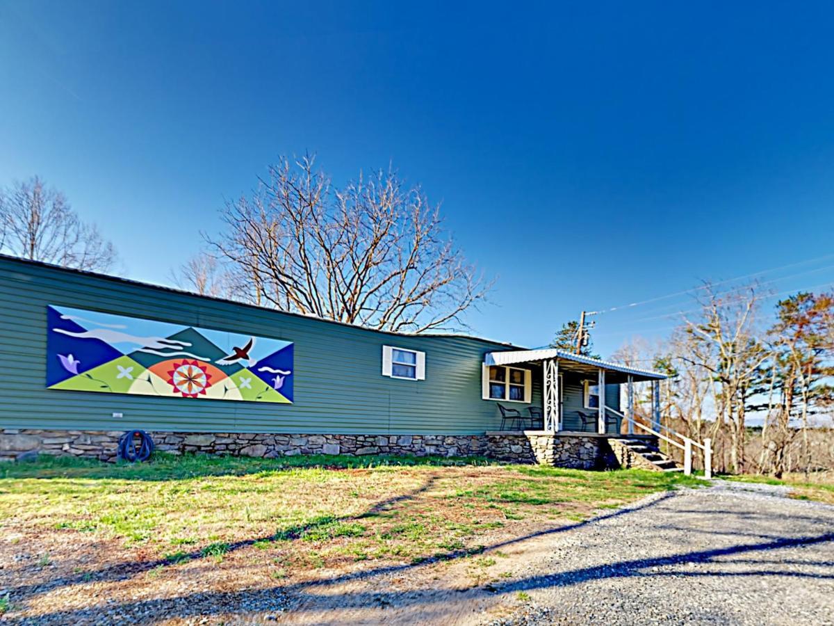Serenity Views Bungalow - Close To City And Parkway! Villa Weaverville Buitenkant foto