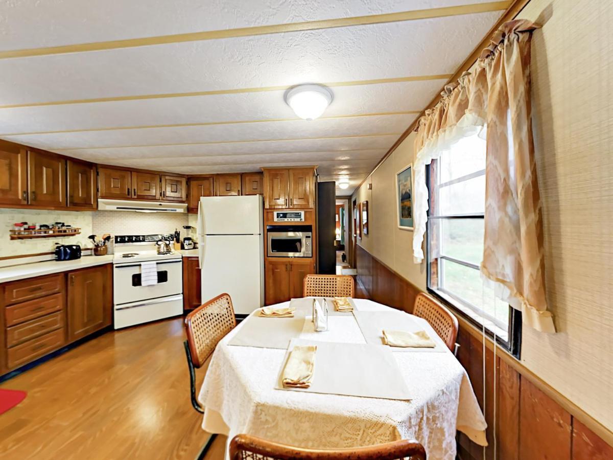 Serenity Views Bungalow - Close To City And Parkway! Villa Weaverville Buitenkant foto